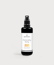 Schwarze Glasflasche Personality Spray Wassermann von ProEnergetic mit Pumpsprühkopf und weißem Etikett.